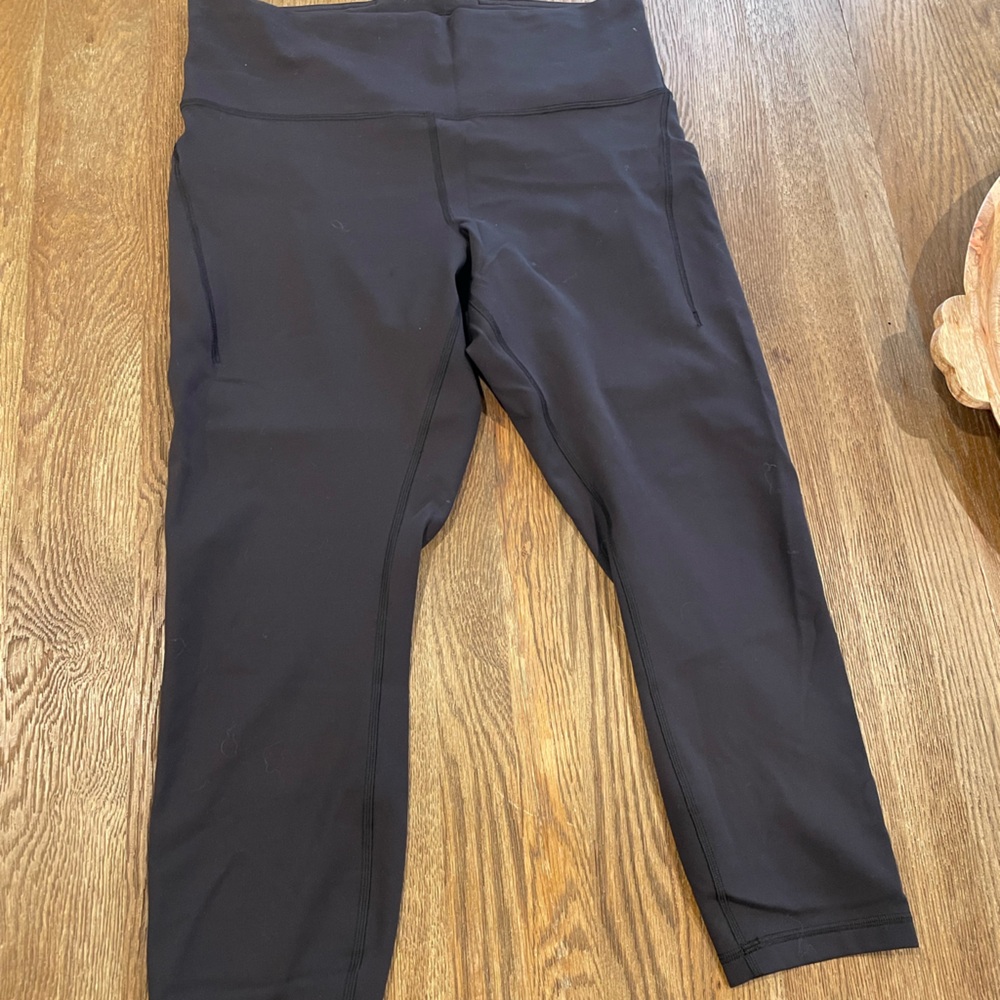 Lululemon Wunder Train 25” pant w/pockets s14